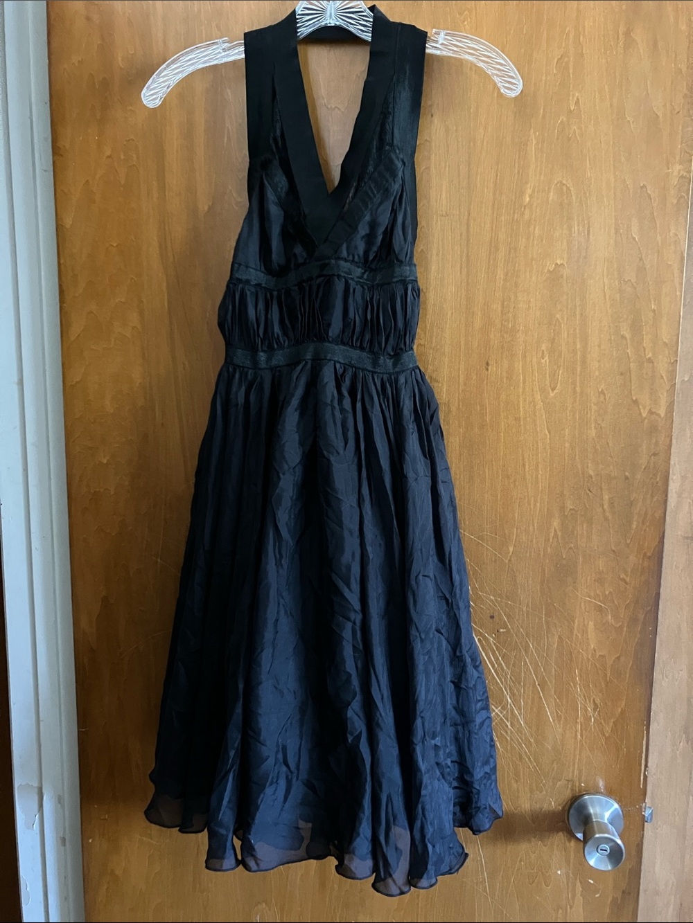 Black Silk Elizabeth and James. Cocktail Evening Dress Size 8